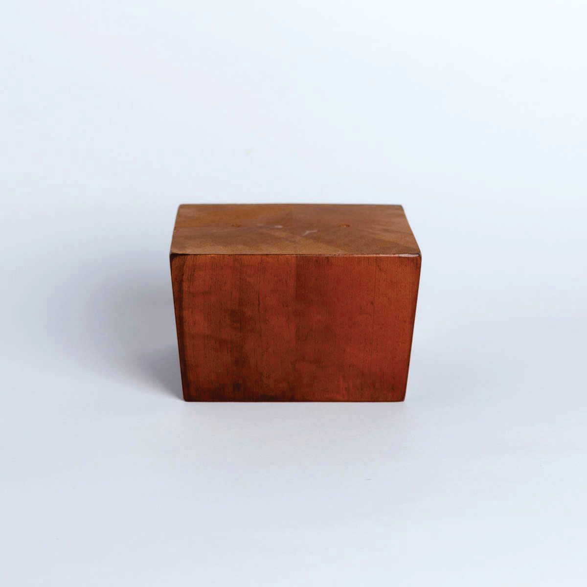 Pata para mueble, sofá o silla moderna. Madera. Pata madera. Patas de muebles. Alta calidad y despacho express. La Tapiceria. Compra Online. EF 3195 O