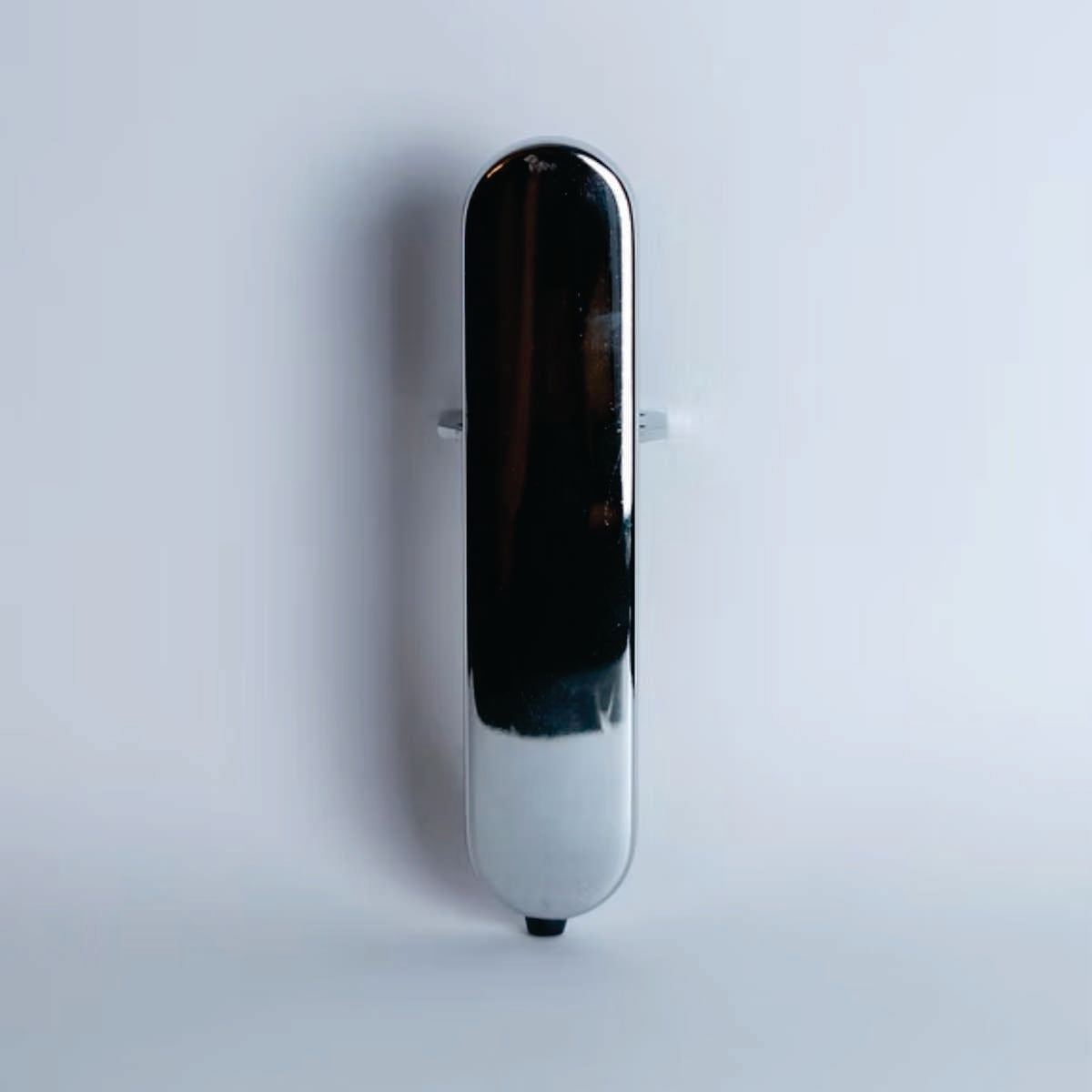 Pata para mueble, sofá o silla moderna. Acero, metal. Pata metálica. Patas de muebles. Alta calidad y despacho express. La Tapiceria. Compra Online. MQ B-073