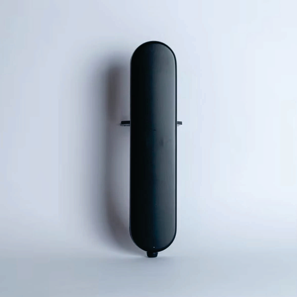 Pata para mueble, sofá o silla moderna. Acero, metal. Pata metálica. Patas de muebles. Alta calidad y despacho express. La Tapiceria. Compra Online. MQ B-073 B