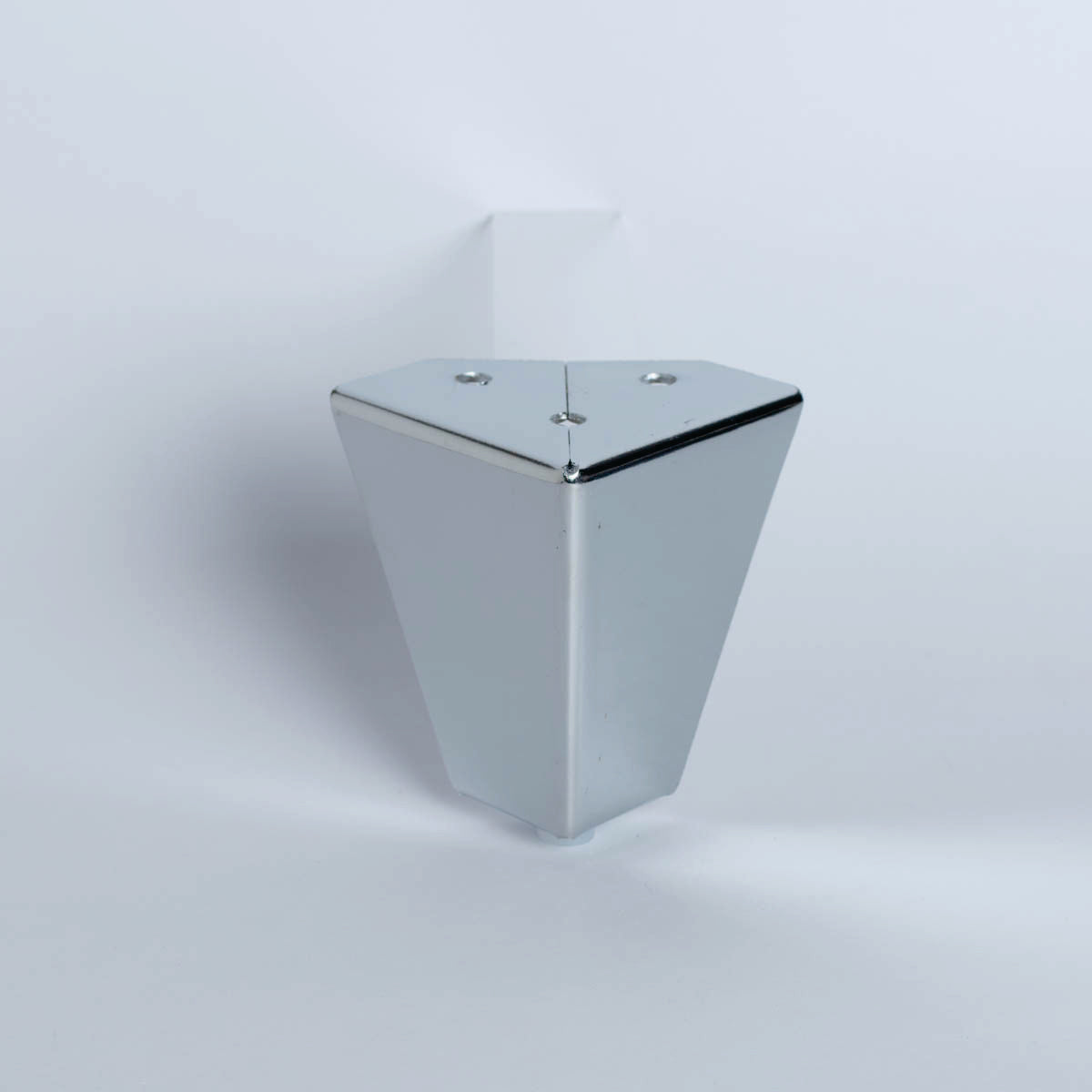 Pata para mueble, sofá o silla moderna. Acero, metal. Pata metálica. Patas de muebles. Alta calidad y despacho express. La Tapiceria. Compra Online. MQ MS-077