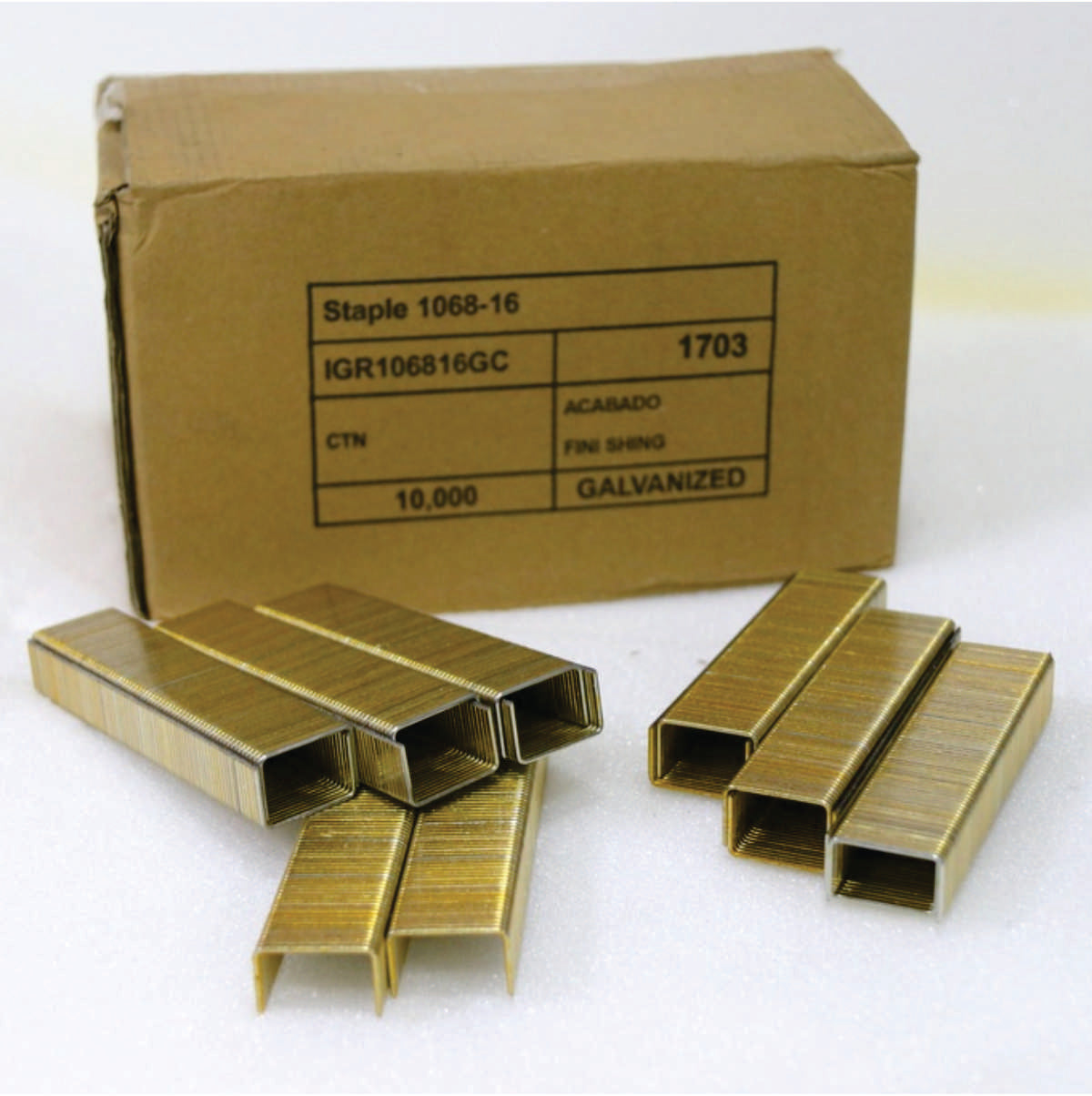 Corchetes grampa grapa para trabajos de tapicería, decoración o manualidades. La tapiceria Online. Corchete para Grapadora en caja. Unidades. QY 1068-16