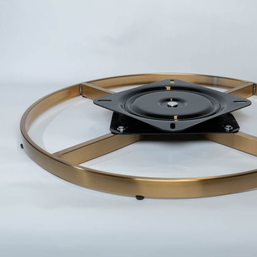 Base giratoria BG02 D60cm H 3cm Dorado-BASE GIRATORIA-Base giratoria robusta y silenciosa, diseñada específicamente para sillones berger. Permite una rotación suave de 360 grados, ideal para mayor comodidad y funcionalidad. Fabricada con materiales de alta resistencia para una durabilidad excepcional. Características: Material: Acero reforzado Rotación: 360 grados Diseño: Específico para sillones berger Resistencia: Alta capacidad de carga Beneficios: Comodidad: Rotación completa para fácil acceso y movimie