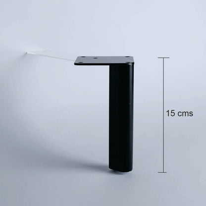 Pata metálica MI-104, 15 Alto-Estas patas están diseñadas para combinar funcionalidad y estilo, ofreciendo soporte sólido y un diseño adaptable a diversos tipos de muebles. Su estructura permite un montaje sencillo y aporta un acabado elegante que se integra perfectamente en cualquier ambiente decorativo. Disponemos de una variedad de formas, alturas y estilos para ajustarse a tus necesidades y preferencias.-La Tapicería