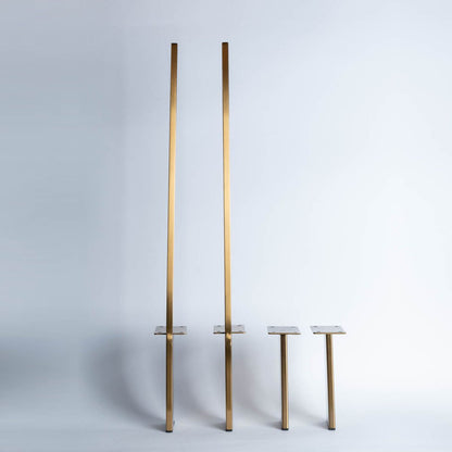 Set 4 patas, MMZ-055, H 150 / 580 mm Ac Inox .-PATA METALICA-Estas patas están diseñadas para combinar funcionalidad y estilo, ofreciendo soporte sólido y un diseño adaptable a diversos tipos de muebles. Su estructura permite un montaje sencillo y aporta un acabado elegante que se integra perfectamente en cualquier ambiente decorativo. Disponemos de una variedad de formas, alturas y estilos para ajustarse a tus necesidades y preferencias.-1 unidad-PATAS-La Tapicería