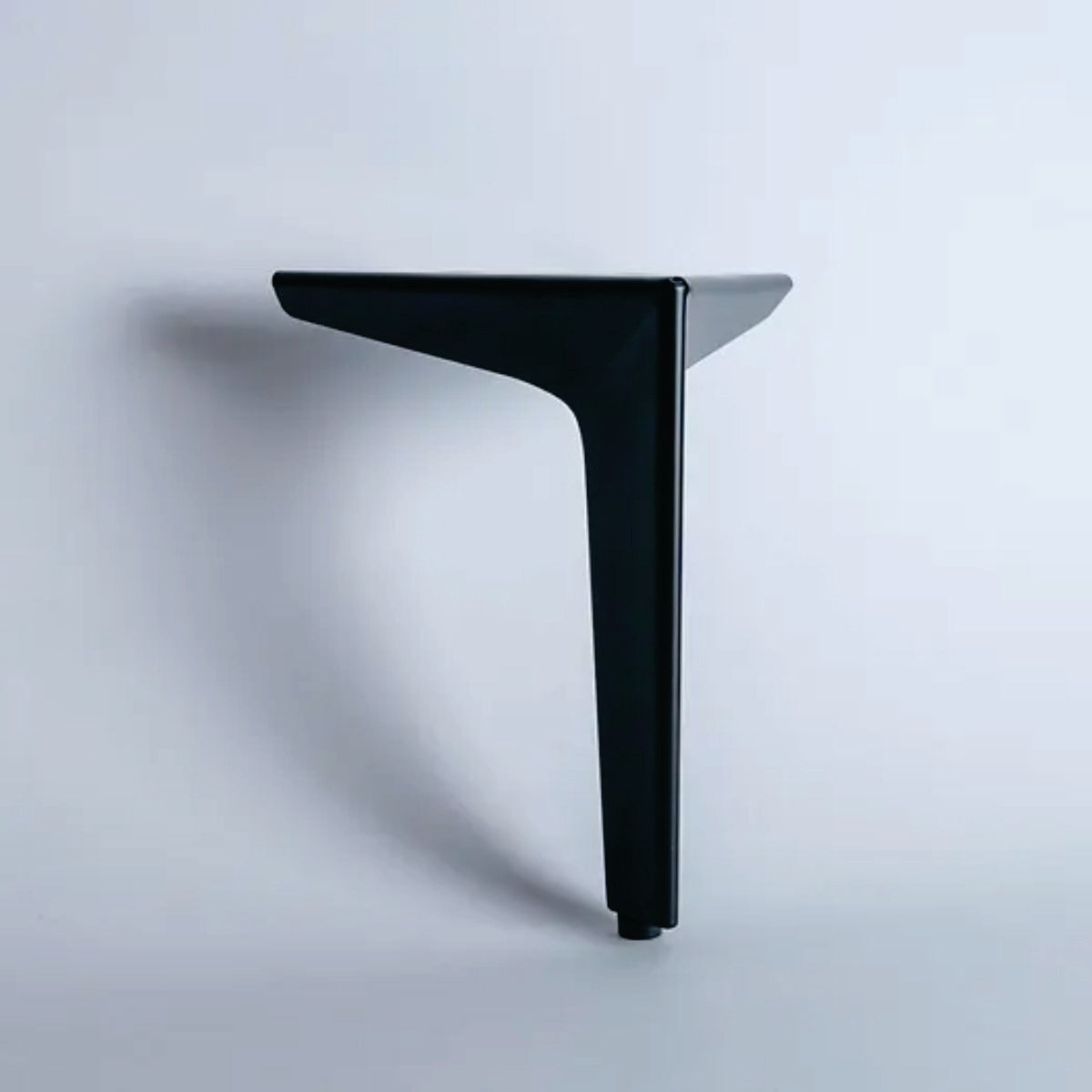 Pata para mueble, sofá o silla moderna. Acero, metal. Pata metálica. Patas de muebles. Alta calidad y despacho express. La Tapiceria. Compra Online. MQ B-084 B