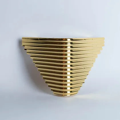 Pata para mueble, sofá o silla moderna. Acero, metal. Pata metálica. Patas de muebles. Alta calidad y despacho express. La Tapicería. Compra Online. MQ K-024 G 15