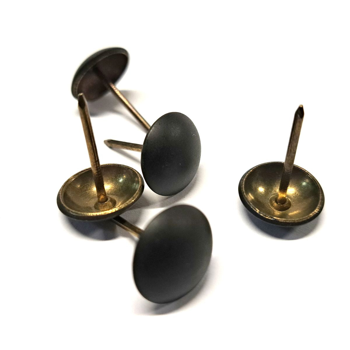 Pack de clavos tapiceros decorativos para sillones, cabeceros y sofas. Variedad de formas y colores. Niquelado piramide. Diseños. Terminacion de muebles.ZM Y012MB