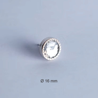 Clavo Tapicero DXC0, 16 mm. , 100 unds.-TACHAS-Clavos Tapiceros Decorativos Dale un toque único y elegante a tus muebles con nuestros clavos tapiceros. Disponibles en una amplia variedad de modelos y colores, estos clavos combinan funcionalidad y estilo, perfectos para resaltar detalles en sofás, sillas, cabeceros y más. Fabricados con materiales de alta calidad, garantizan durabilidad y un acabado profesional. Elige entre diseños clásicos, modernos o vintage para personalizar cada proyecto con precisión y 