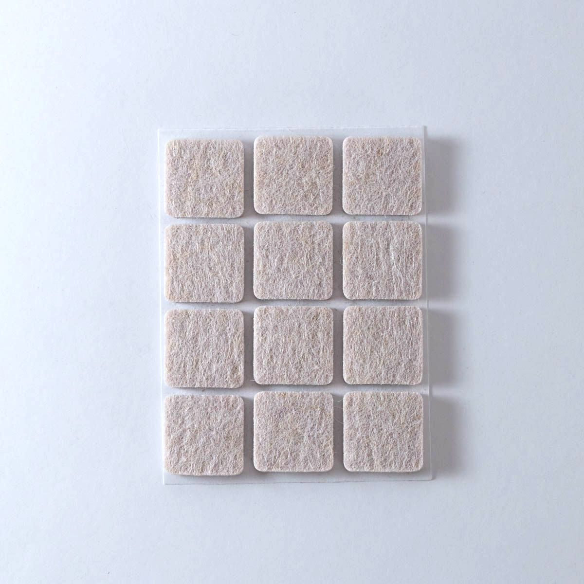 Tapilla Fieltro, 20 X 20 X 5 mm Beige. 12 X hoja, 20 unds.-WZ 20216-La Tapicería